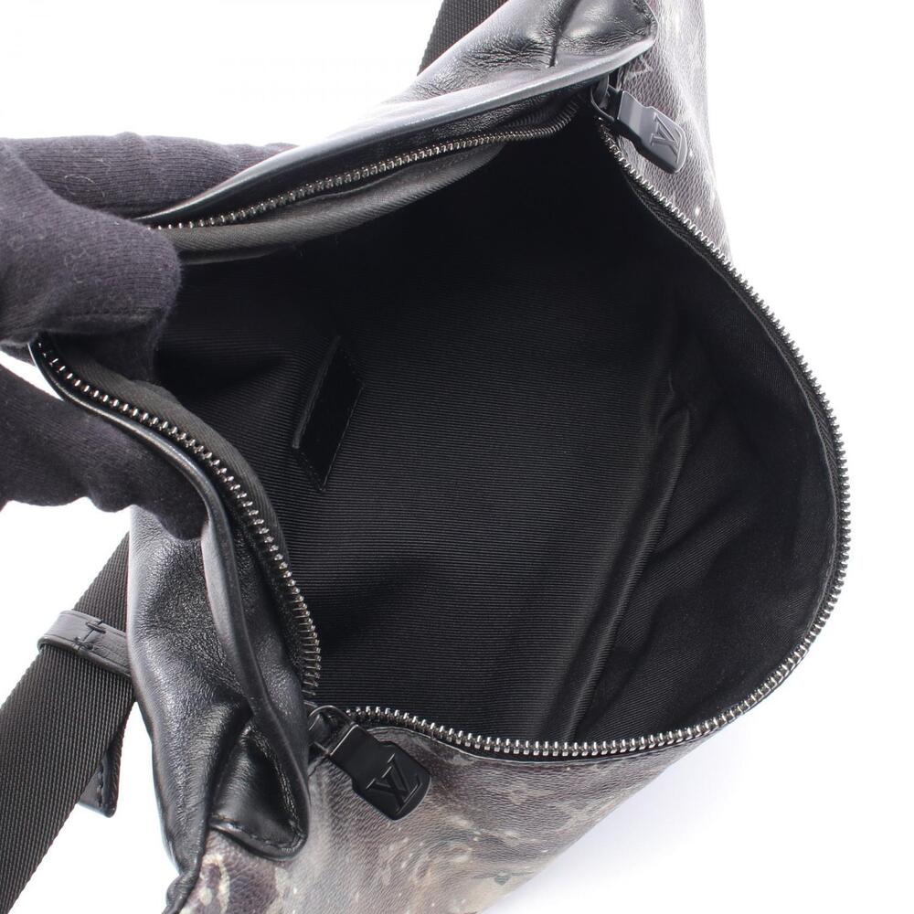 Louis Vuitton Discovery Bum Crossbody Bag Bum Waist Belt Black Body Galaxy
